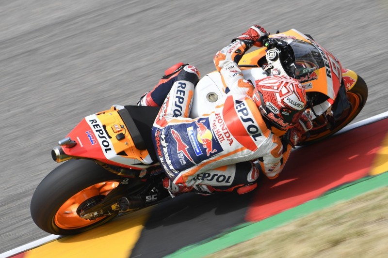 MotoGP am Sachsenring: Marquez auch im feuchten Warm-up vorne