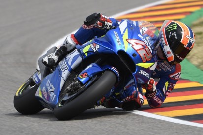 "Ein kleiner Fehler": Alex Rins wirft Platz zwei durch Sturz weg