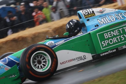 Damon Hill im Auto des Rivalen: Goodwood feiert Michael Schumacher