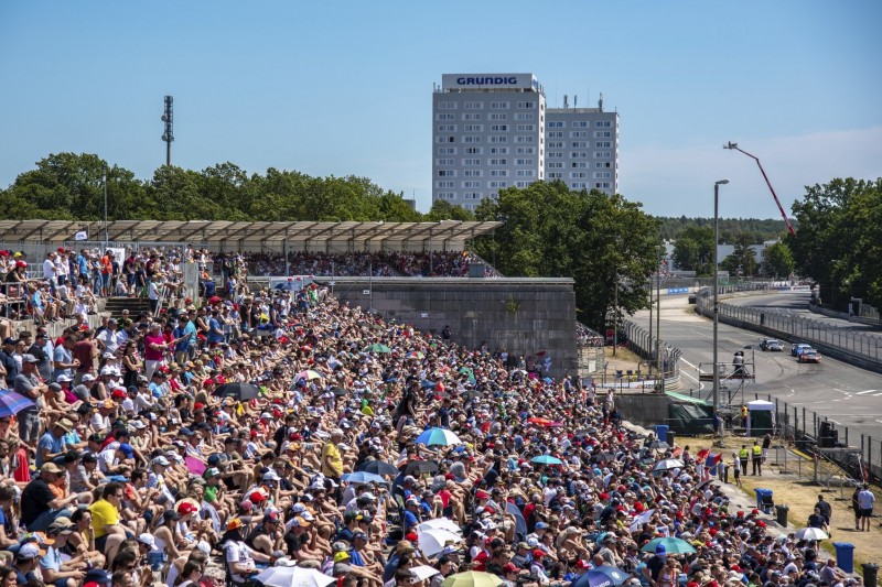 Paul di Resta fordert: Norisring als Nachtspektakel!