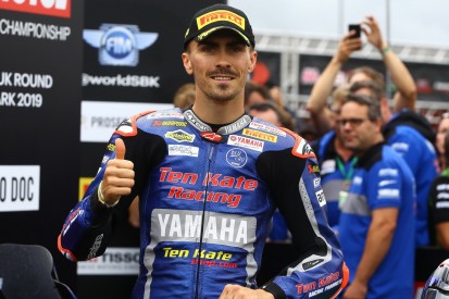 Ten Kate kämpft ums Podium: Loris Baz setzt in Donington ein Ausrufezeichen