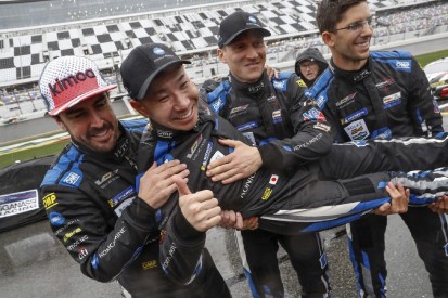 24h Daytona 2020: Kamui Kobayashi bleibt Siegerteam treu
