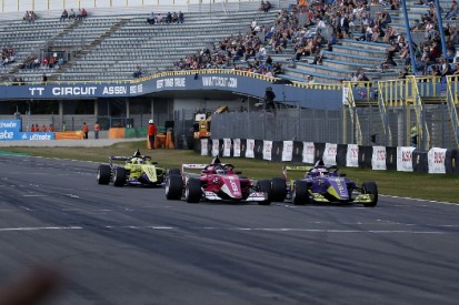 W-Series Assen: Megan Gilkes gewinnt Zusatzrennen im Fotofinish