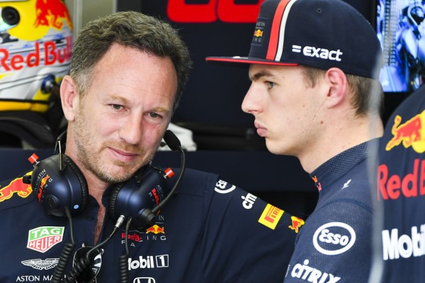 Red Bull: Nur noch Fußpilz kann Hamilton die WM kosten!