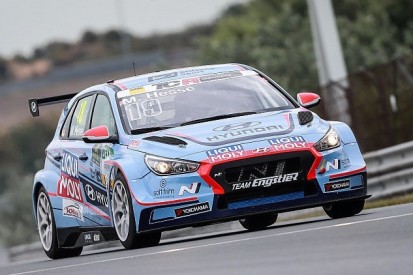 TCR Germany Zandvoort: Max Hesse zum Auftakt vorn