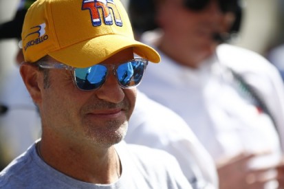 Rubens Barrichello fährt Auftaktrennen der australischen V8-Formelserie