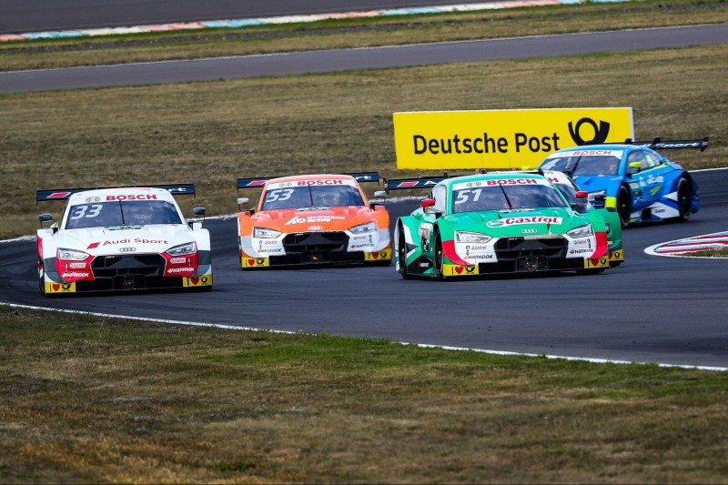"Wie Besen durch das Lenkrad": Wieso DTM-Leader Rast ausschied