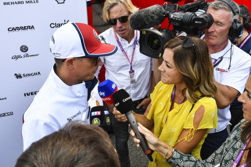 "Trinken ist sicherer": Räikkönen leicht verletzt, kann aber wohl fahren