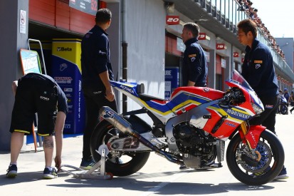 Honda Fireblade in der Superbike-WM: Welche Probleme Stefan Bradl erkennt