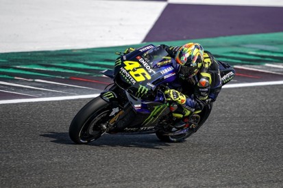 Carbon-Schwinge und Auspuff: Yamaha will neue Teile schon in Misano fahren