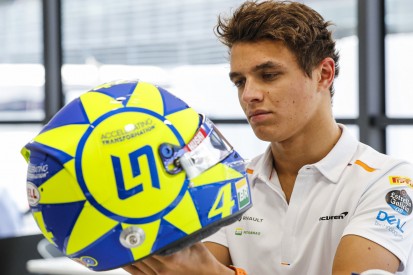 Helmdesign: Norris fährt in Italien mit Hommage an Valentino Rossi