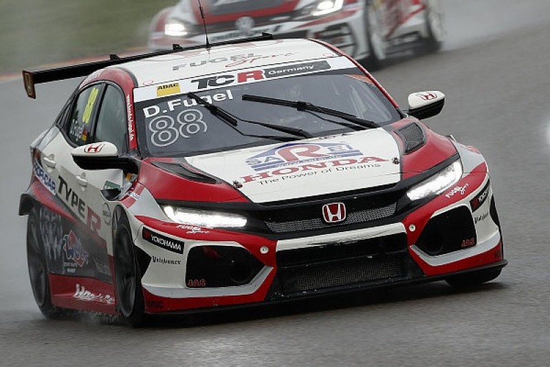 TCR Germany Sachsenring: Lokalmatador Fugel mit Bestzeit