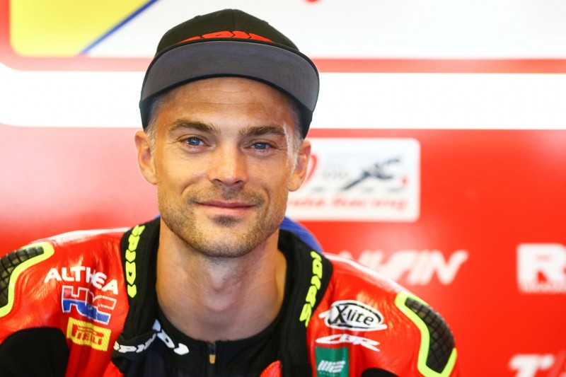WSBK Magny-Cours: Rückkehrer Leon Camier empfiehlt sich für 2020