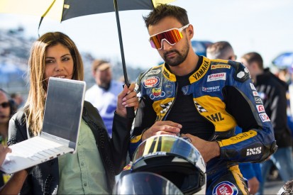 Trotz Crash in Magny-Cours: Krummenacher führt Supersport-WM an