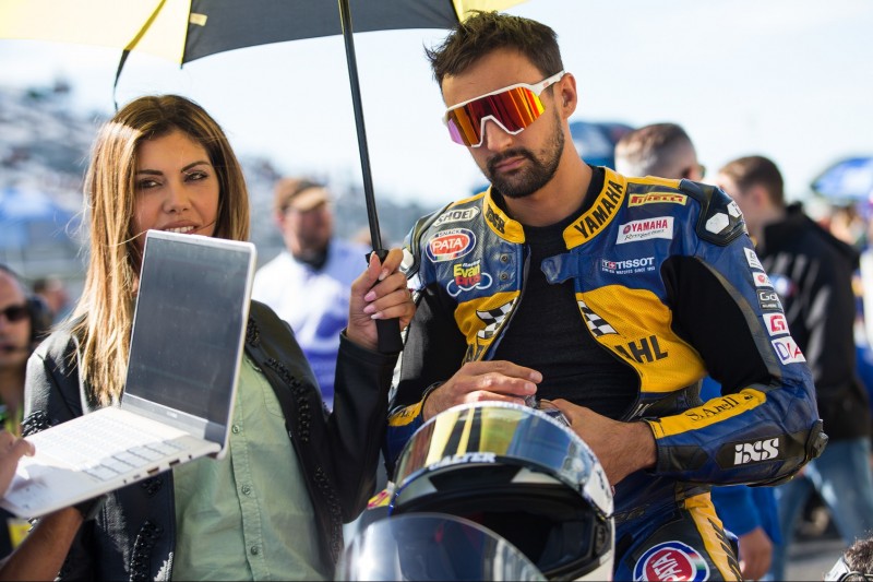 Trotz Crash in Magny-Cours: Krummenacher führt Supersport-WM an