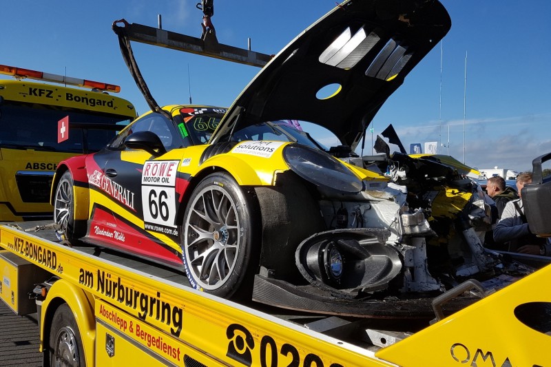 Rot bei VLN8: Schwerer Unfall mit vier Autos in Startphase