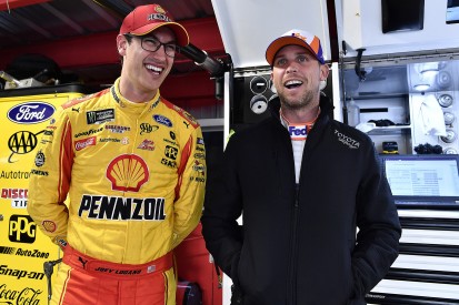 Penske-Teammitglied nach Handgemenge in der Boxengasse gesperrt