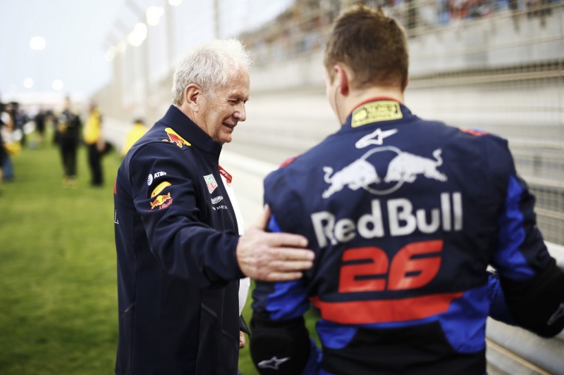 Helmut Marko korrigiert: Kwjat noch nicht aus dem Rennen!