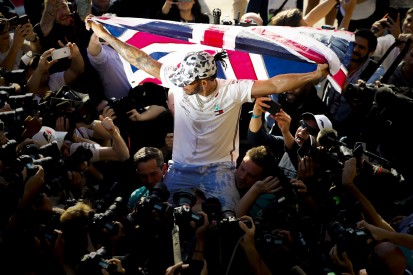 Lewis Hamilton: Jetzt nimmt er "Schumi" ins Visier!