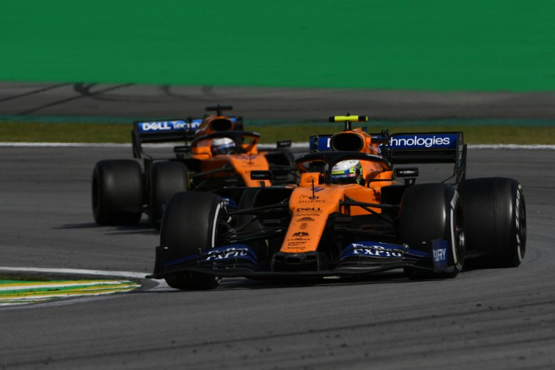 Carlos Sainz: Mit bestimmten Kurven kommt der McLaren nicht klar