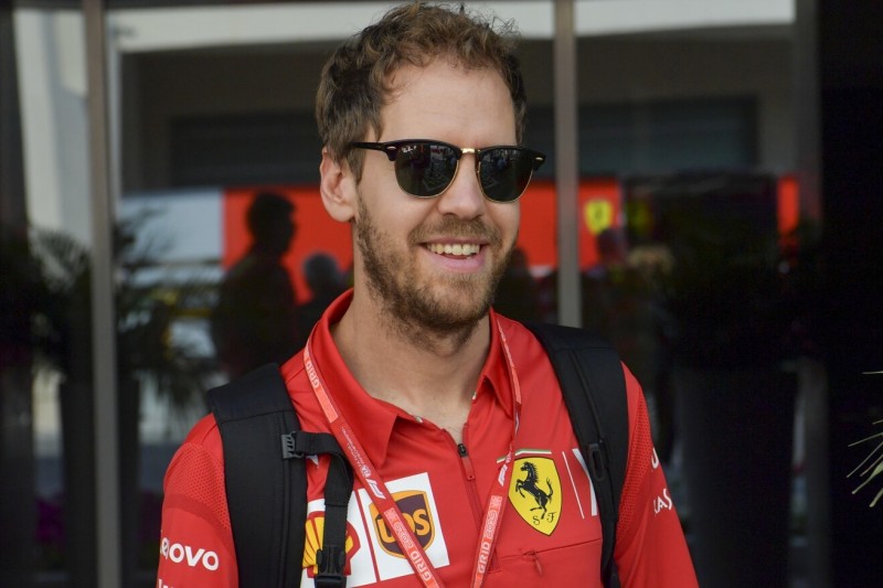 "Das ist wie Kreisliga hier": Vettel spottet über defektes DRS-System