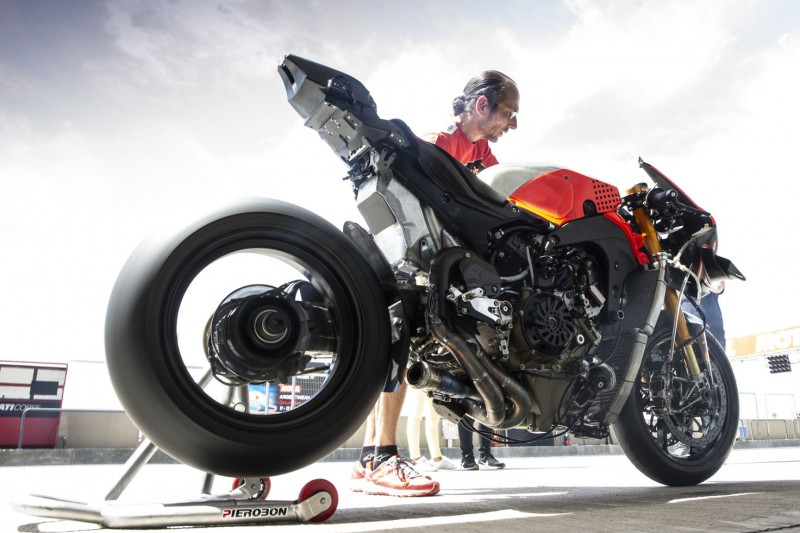 E-Bikes in WSBK? Laut FIM-Insider steckt "noch viel Leben im Verbrennungsmotor"