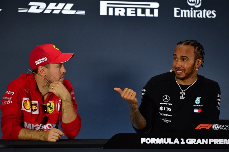 Lewis Hamilton & Ferrari: Ein abgekartetes Spiel?