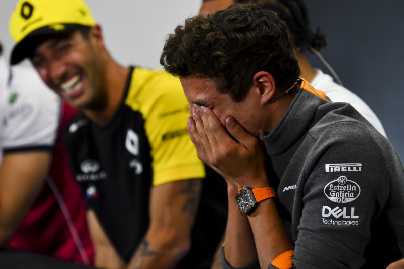 Live auf YouTube: Norris gibt McLaren-Launch "versehentlich" bekannt