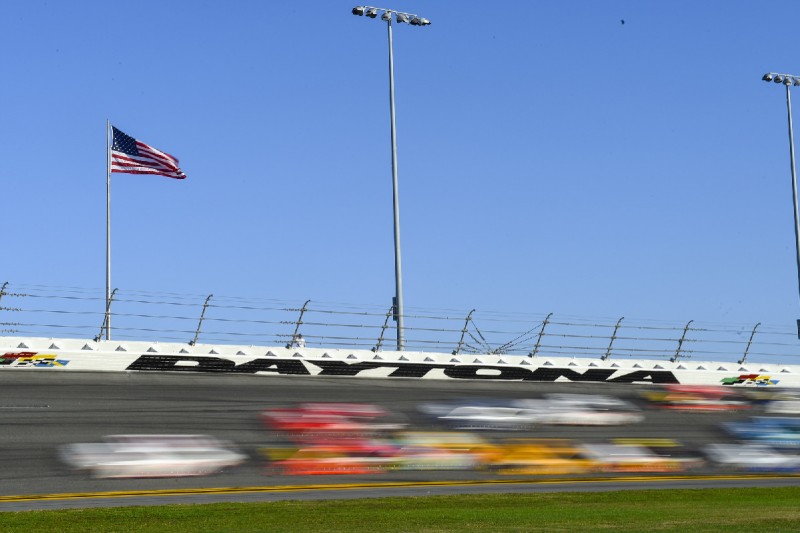 Die NASCAR-Woche: Charter-System verlängert und "neuer" Meisterpokal