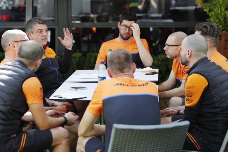 Quarantäne: 14 McLaren-Teammitglieder bleiben in Melbourne