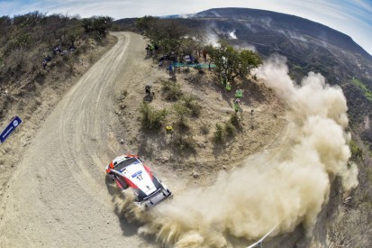 WRC Rallye Mexiko 2020: Ogier führt - Lappis Auto brennt aus