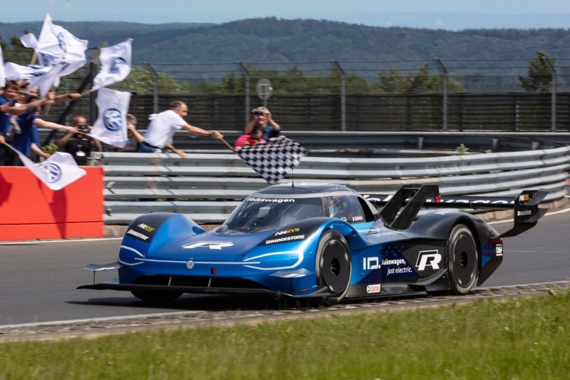 Volkswagen-ID.R-Dokumentation: Von der "Grünen Hölle" zum Himmelstor