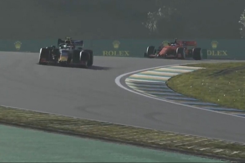 Virtueller Grand Prix: Wahnsinns-Fight zwischen Albon & Leclerc!
