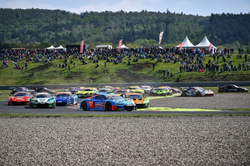 Kolumne zum GT-Masters-Luxusproblem: Wenn man plötzlich Nummer 1 ist