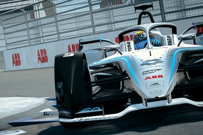 Dramatische Entscheidung: Stoffel Vandoorne ist "Race at Home"-Champion