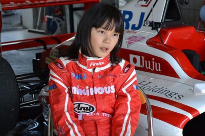 Juju Noda: 14-Jährige siegt bei Formel-4-Debüt in Europa