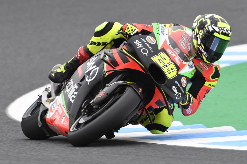 Aprilia: "Andrea Iannone sollte jetzt auf dem Motorrad sitzen"