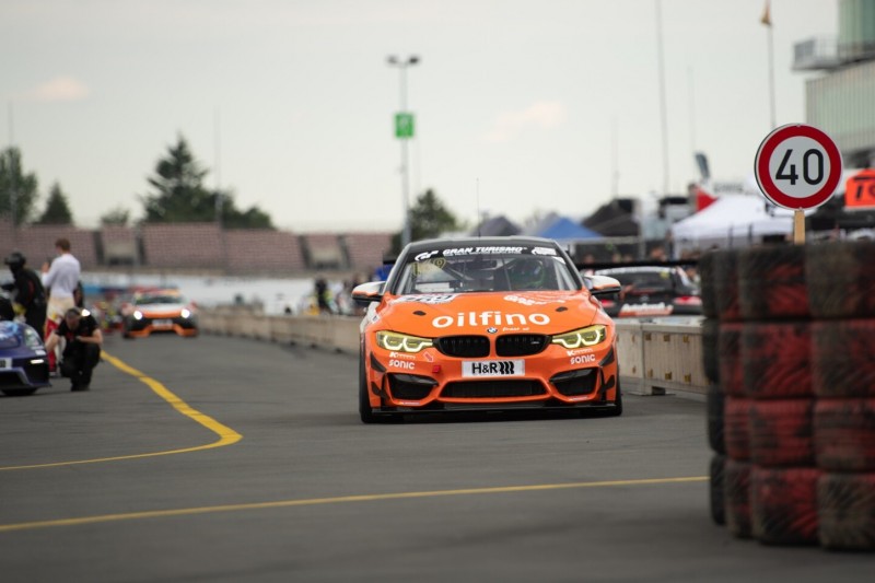 Mehr VLN-Starter als erwartet: Jetzt wird die Boxengasse zu klein