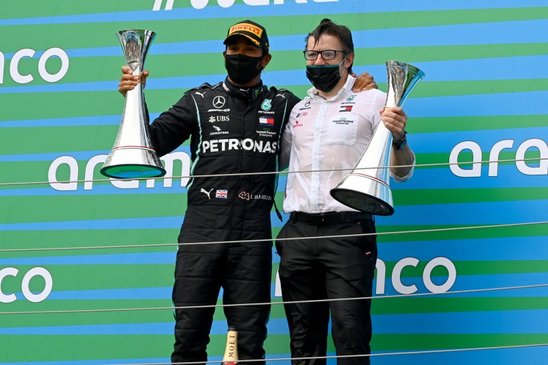 Bis Runde 12: Hamilton wusste nicht, dass Verstappen noch fährt!