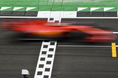 Vor Jubiläumsrennen: Ferrari fährt Filmtag in Silverstone