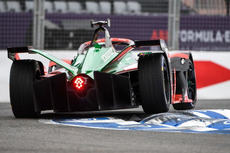 Weniger Personal in Berlin: di Grassi glaubt an mehr "menschliche Fehler"
