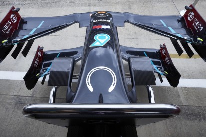 Silverstone: Mercedes mit Stirling-Moss-Tribut auf dem Auto