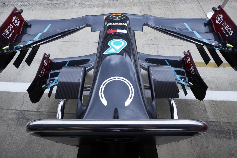 Silverstone: Mercedes mit Stirling-Moss-Tribut auf dem Auto