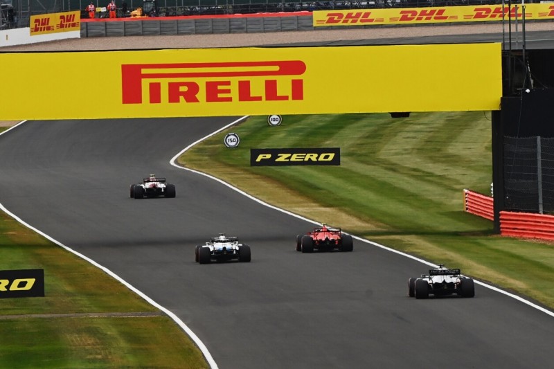Nach Reifenschäden: Warum Pirelli den Teams keine Vorschriften macht