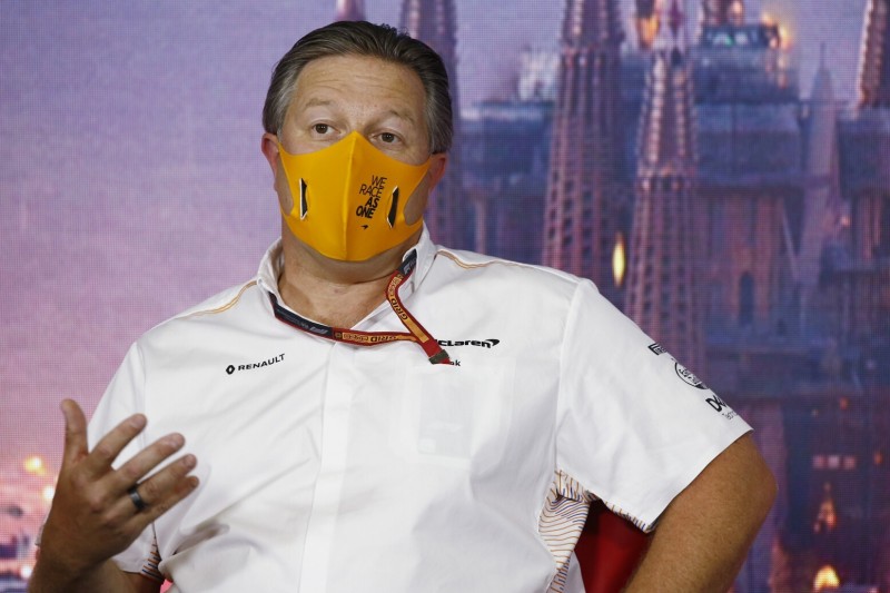 Nächste Runde im Wortgefecht: So wehrt sich Zak Brown gegen Otmar Szafnauer