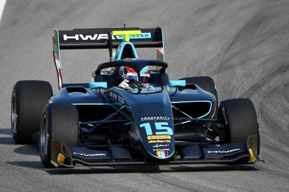 Formel 3 Barcelona 2020: Jake Hughes beschert HWA ersten Saisonsieg