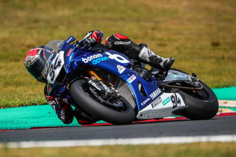 Gelungener Einstand: Jonas Folger dominiert den IDM-Auftakt in Assen