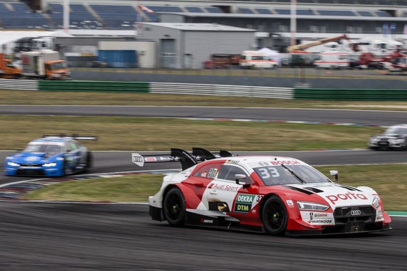 DTM-Rennen Lausitz 1: Rast besiegt Müller trotz Ausritt