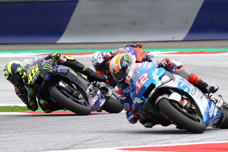 Rossi nimmt Suzuki als Vorbild: "Reihenvierzylinder nicht das Problem"