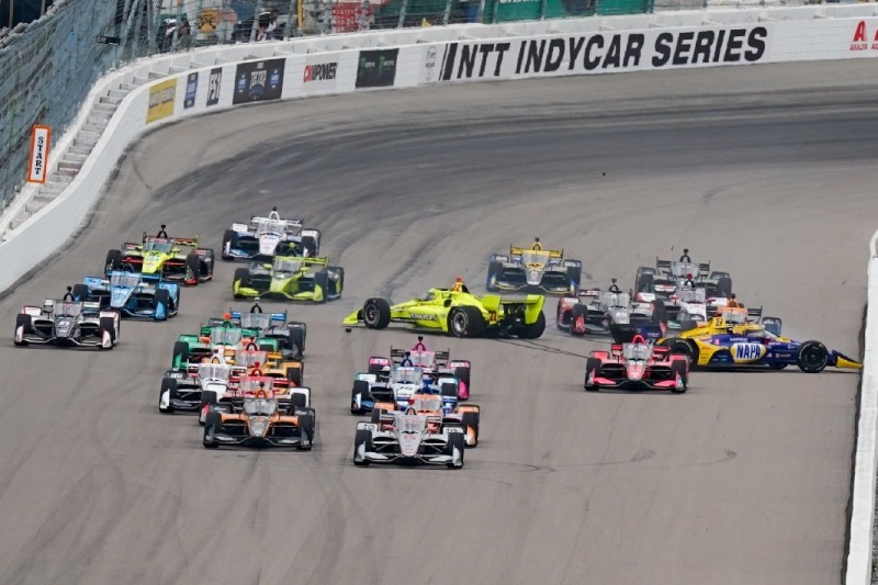 Peinlicher IndyCar-Crash vor dem Start: "Bin einfach abgeräumt worden"